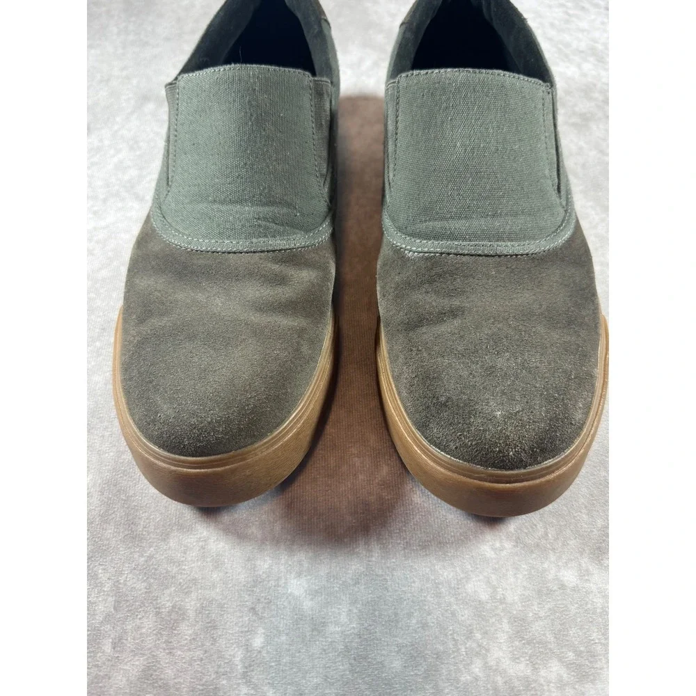 Nike SB Stefan Janoski Slip-On Olive Green Grey Gum Sole Sneakers